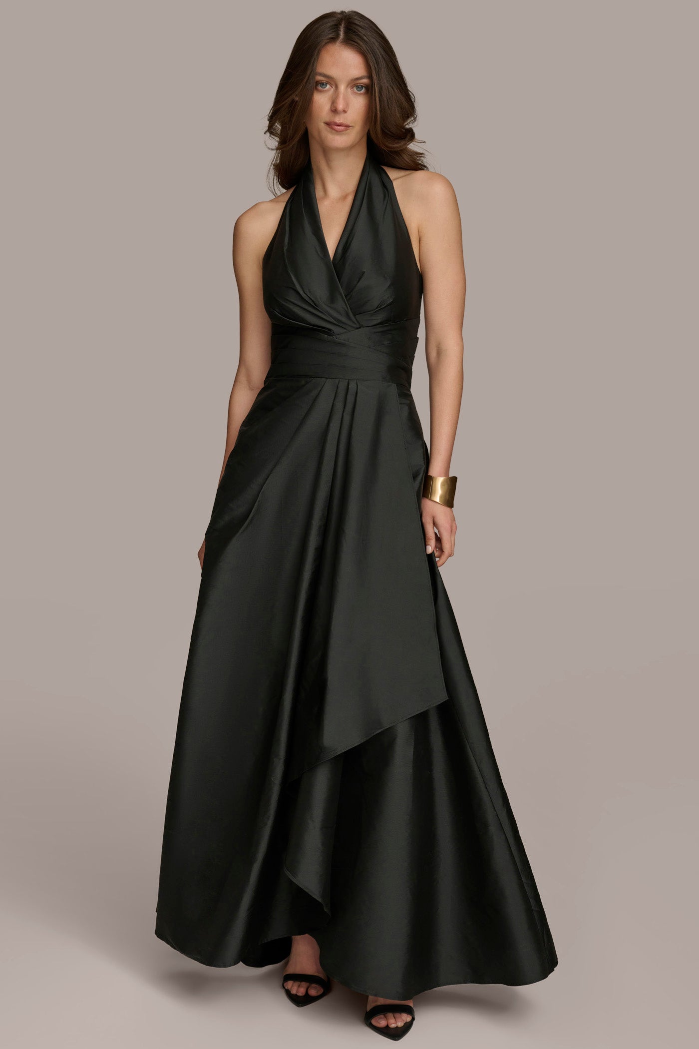 (image for) OUTSTANDING V-NECK DRAPED GOWN